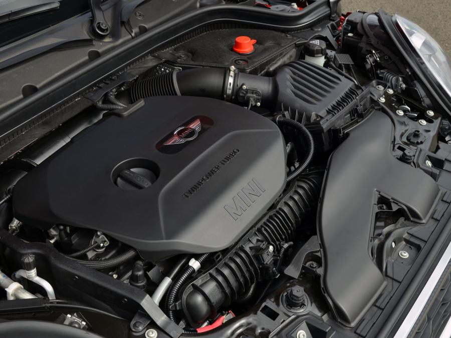  Mini Cooper S 5-Door 2014 года  (UK) (фото 3 из 35)